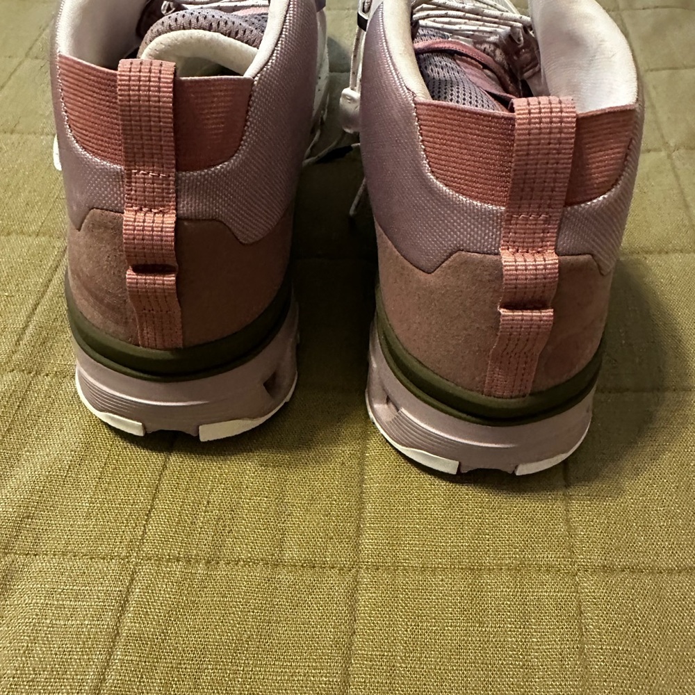 On Cloudtrax Hiking Boots NWOT Women’s Size 11 - Picture 7 of 9